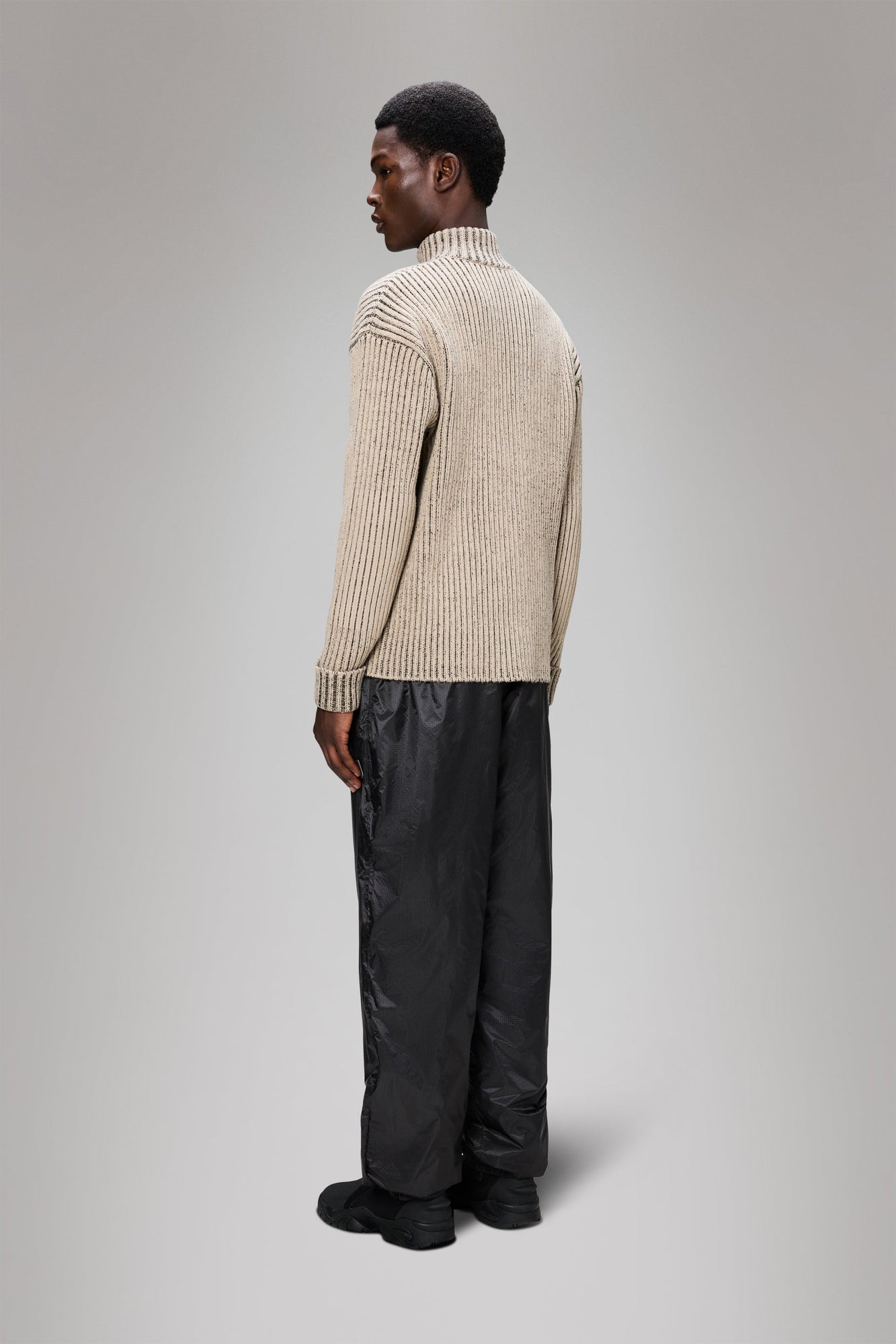 Unisex | Sapa Half Zip Knit | Beige/Black