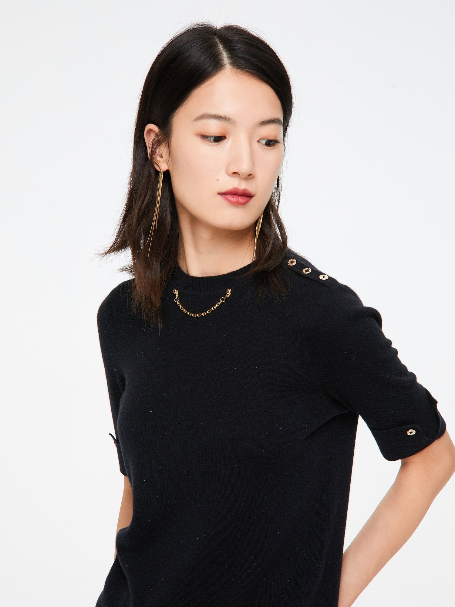 Necklace Knit Top | Black