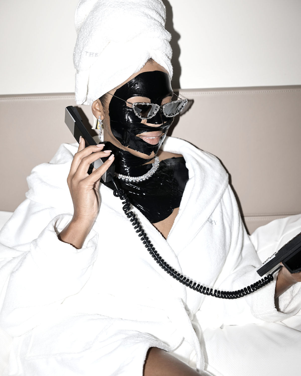 Black Diamond Neck and Dec Mask Single