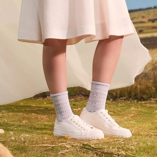 Womens | Granny Square Socks | Camel