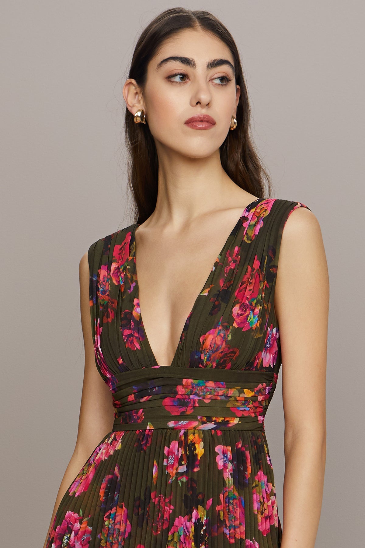 Amur | Fluer Deep V Pleated Gown | Earthy Garden