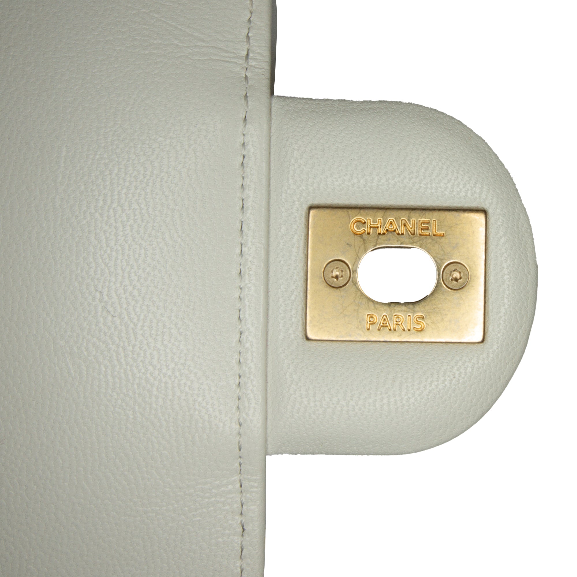 Chanel | Pre-Owned Small Lambskin Chic Pearls Flap | White/Off White