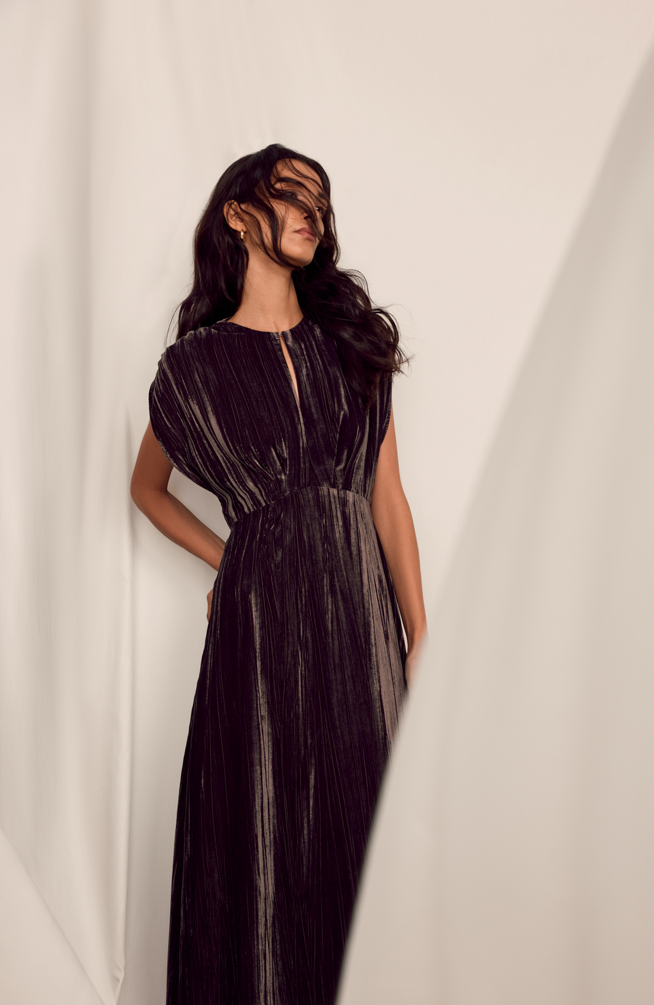 Crinkled Velvet Ruched Dress | Mink