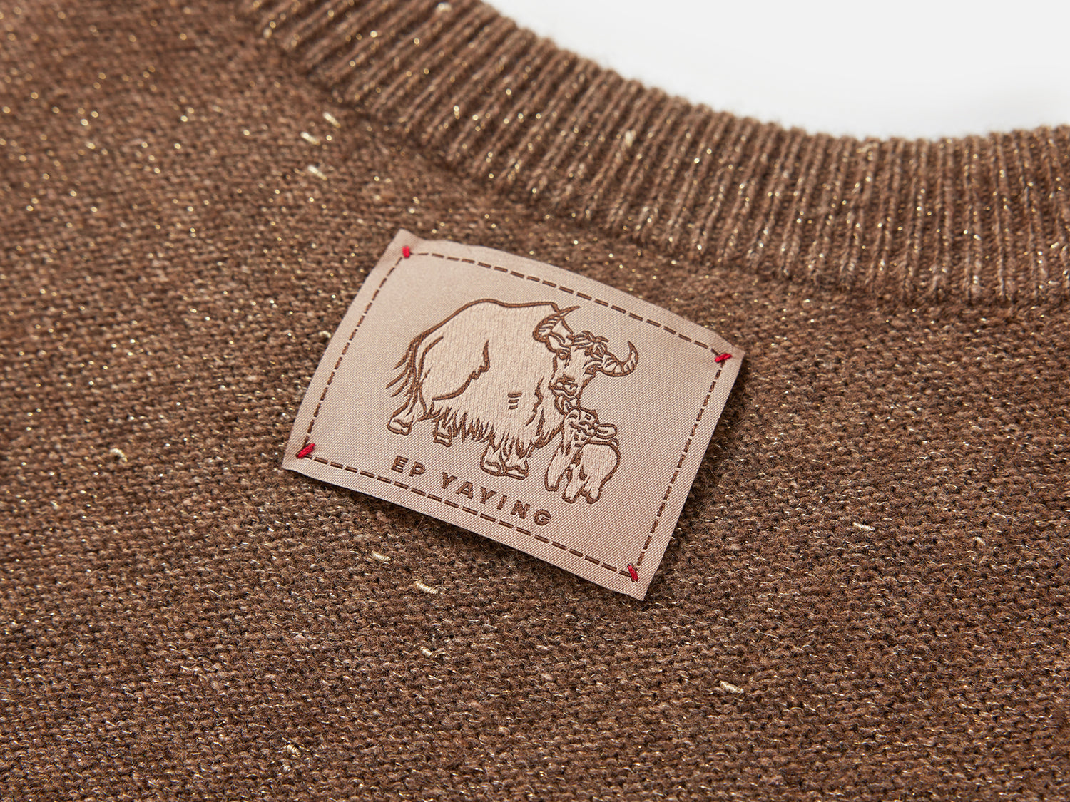 Round-Neck Yak Wool Knit Top | Brown