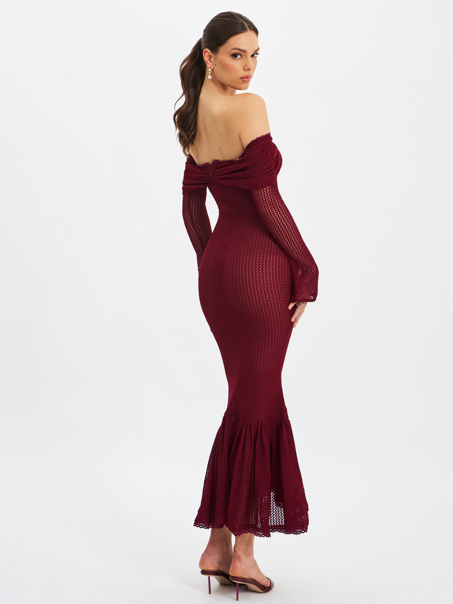 Miss Circle | Kaedyn Off Shoulder Long Sleeve Crochet Mermaid Maxi Dress