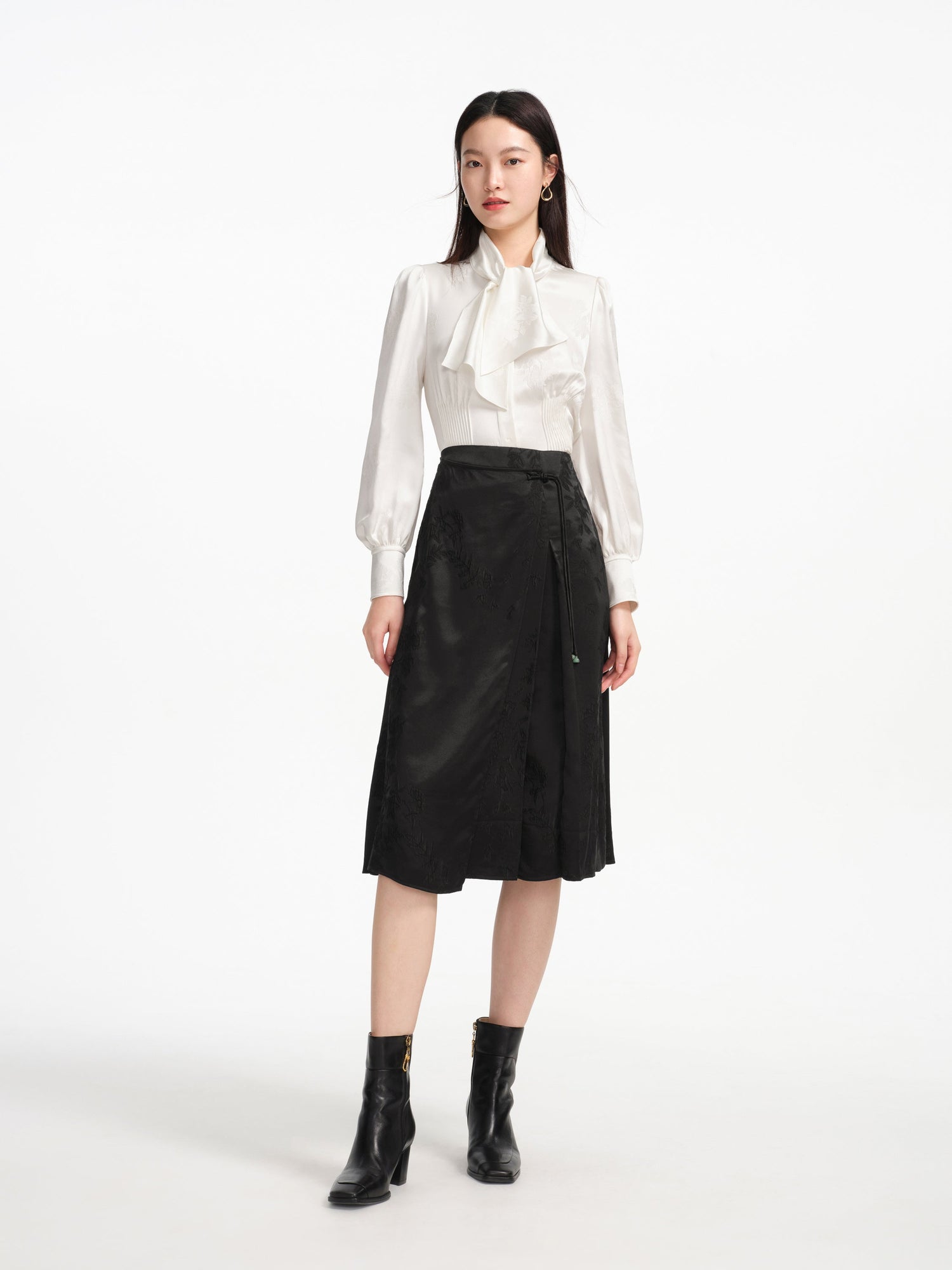 Mulberry Silk Embossed Midi Skirt | Black
