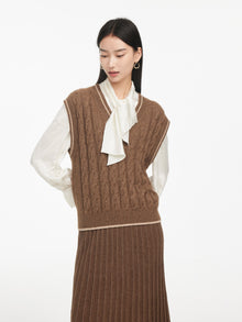 Texture Cable-Knit Sweater Vest | Brown