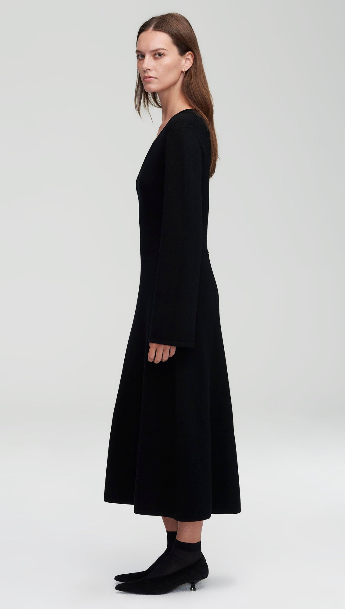 Everyday V-Neck Knit Dress in Merino Wool | Black