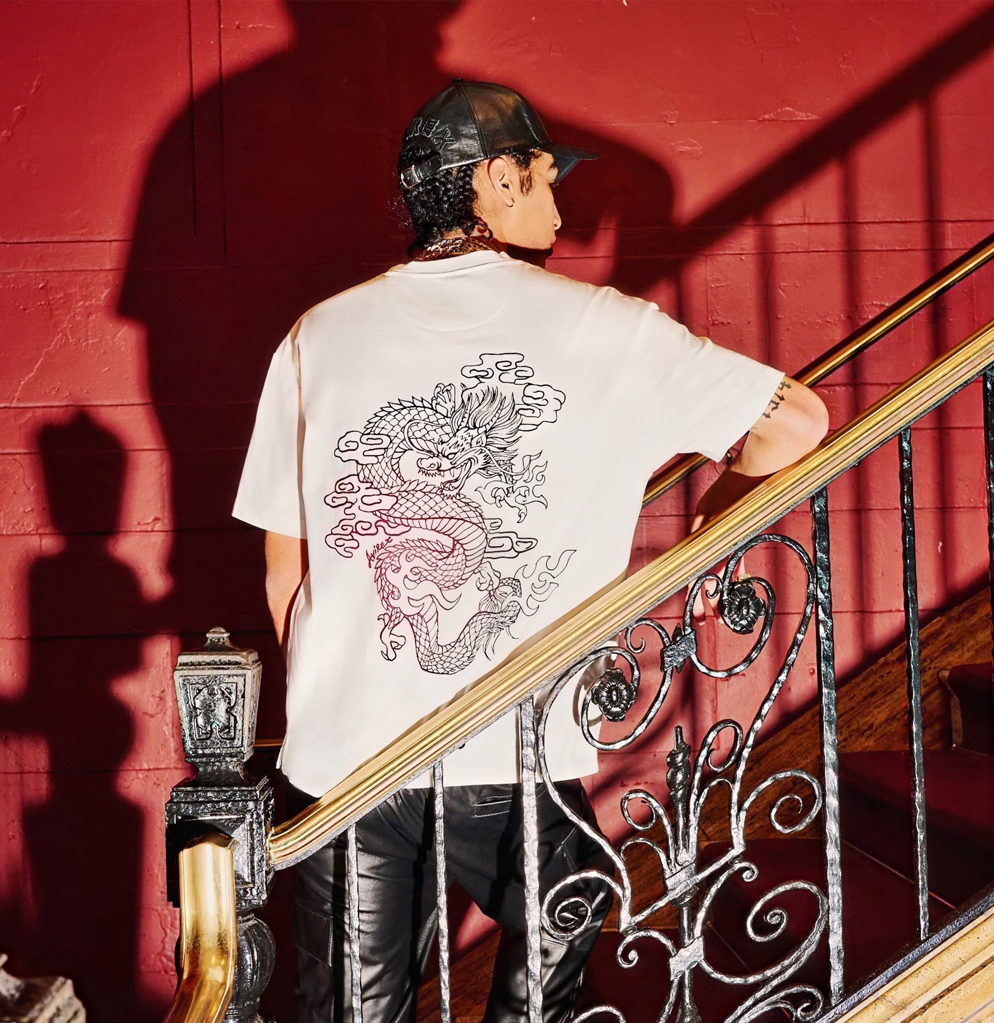 Dragon Tee | Snow White