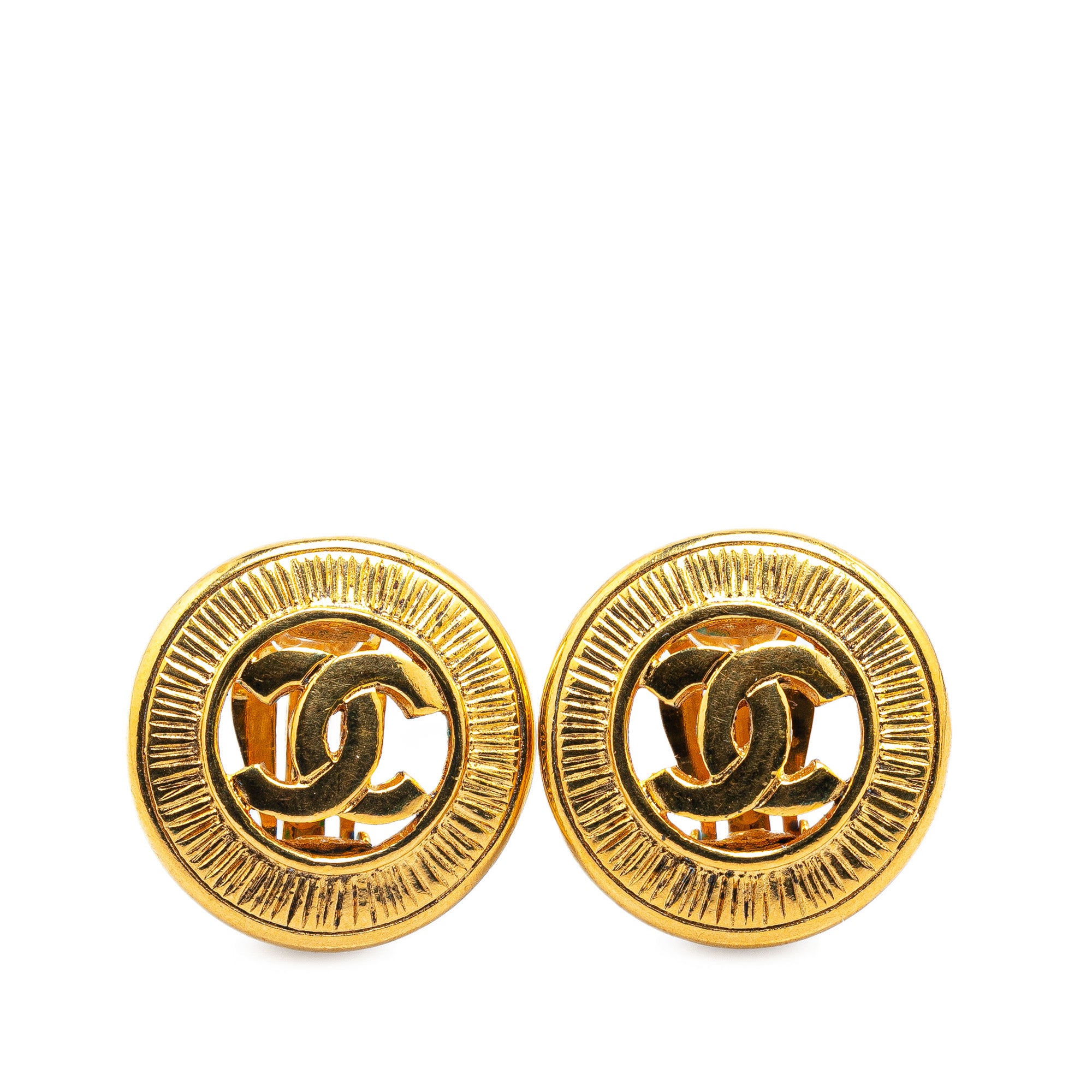Chanel | Pre-Owned Gold Plated CC Clip On Earrings | Gold