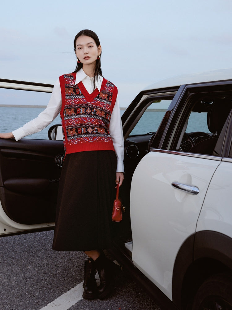 V-Neck Knit Vest | Red