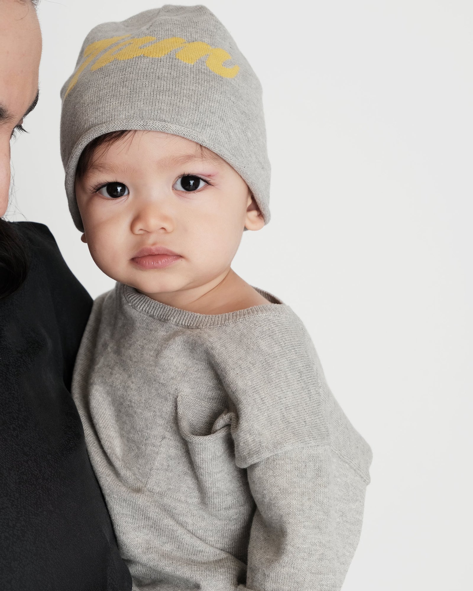 7AM Logo Cotton Beanie | Heather Grey