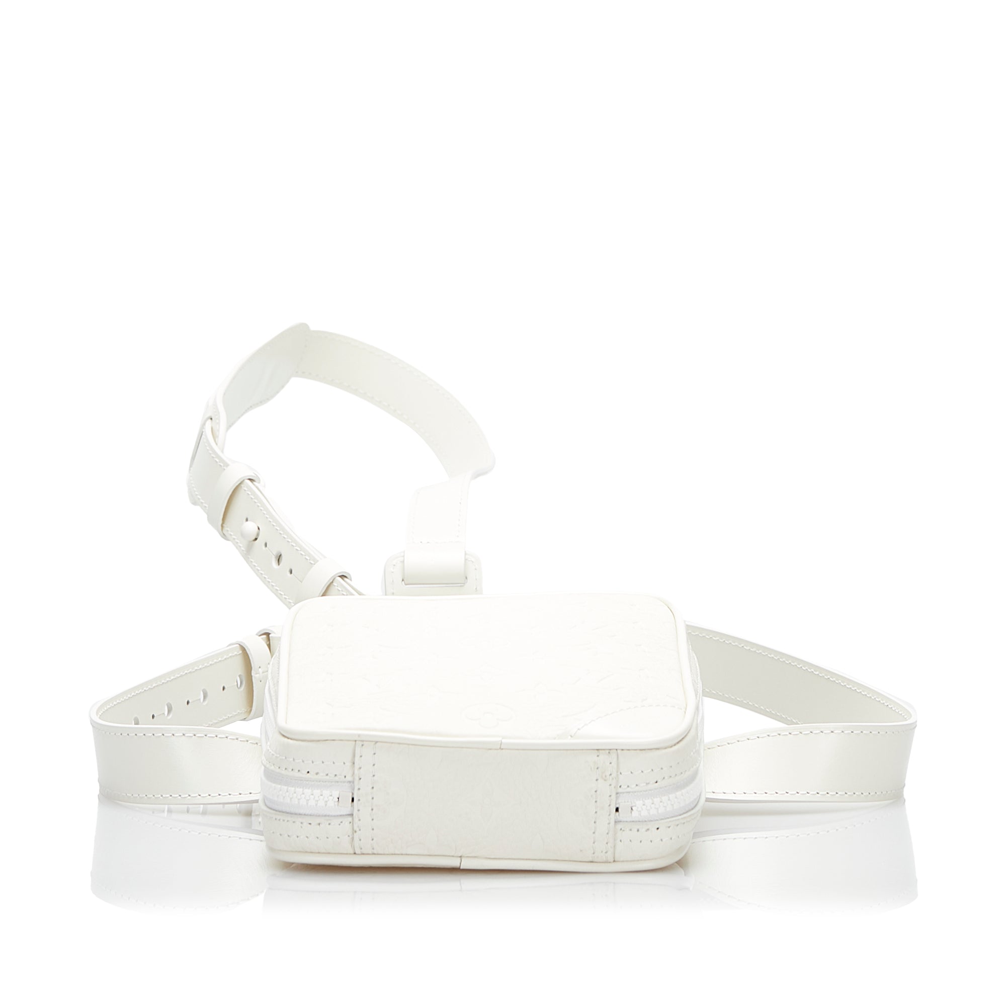 Louis Vuitton | Pre-Owned Monogram Taurillon Utility Side - II | White