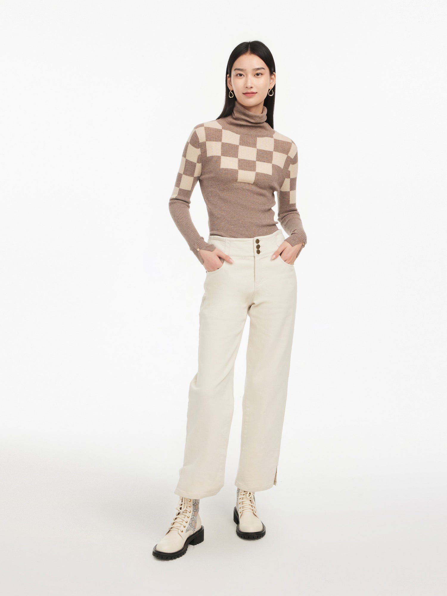 Slim-Cut Lapel Collar Knit Top | Camel