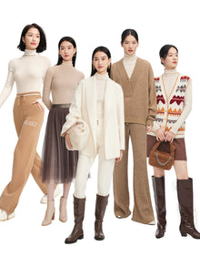 Turtleneck Cashmere Sweater | White