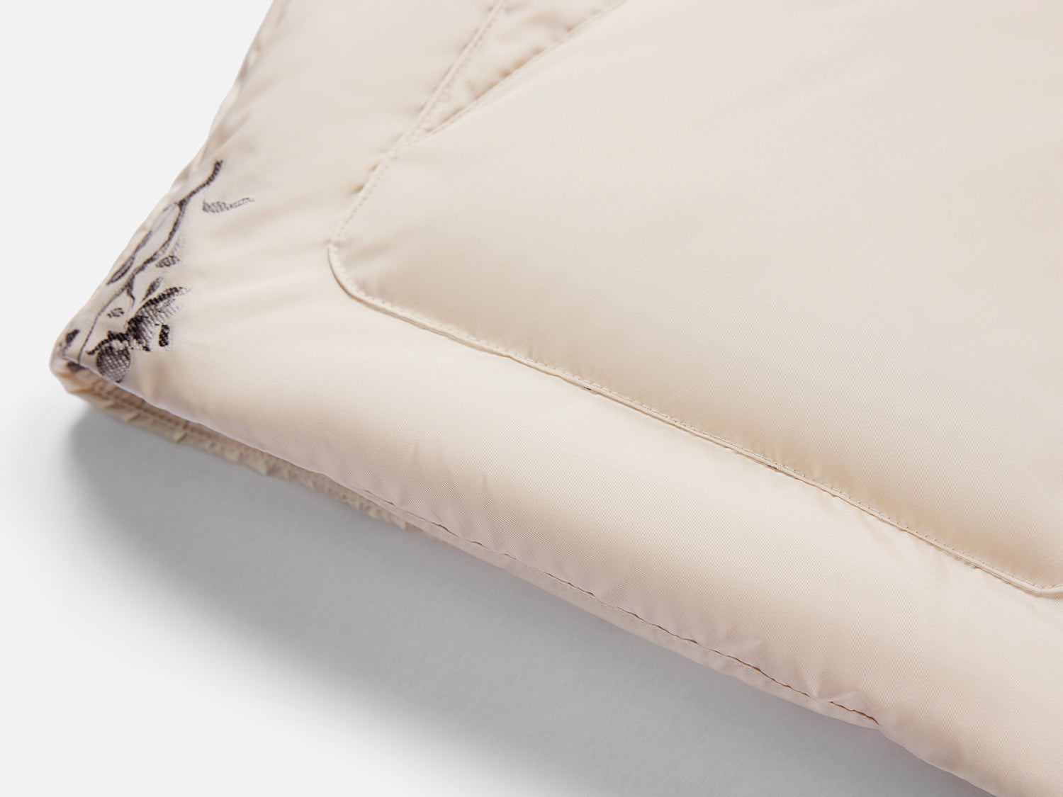 Chinese-Style Hooded Down Jacket | Beige