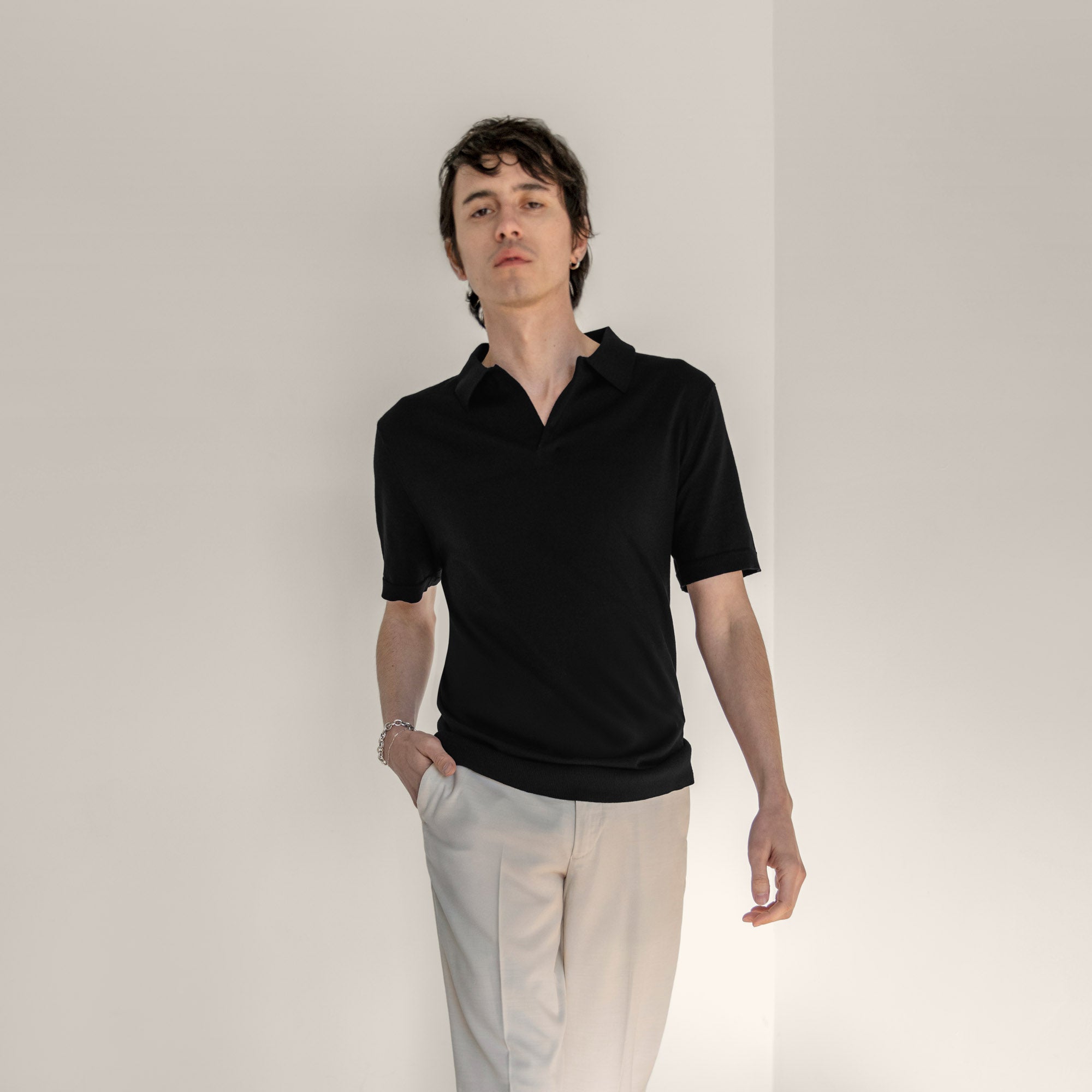Mens | Elliot Featherlight Cashmere Short Sleeve Polo | Black