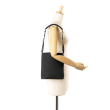 Gucci | Pre-Owned GG Canvas Shoulder Bag | Blue/Navy