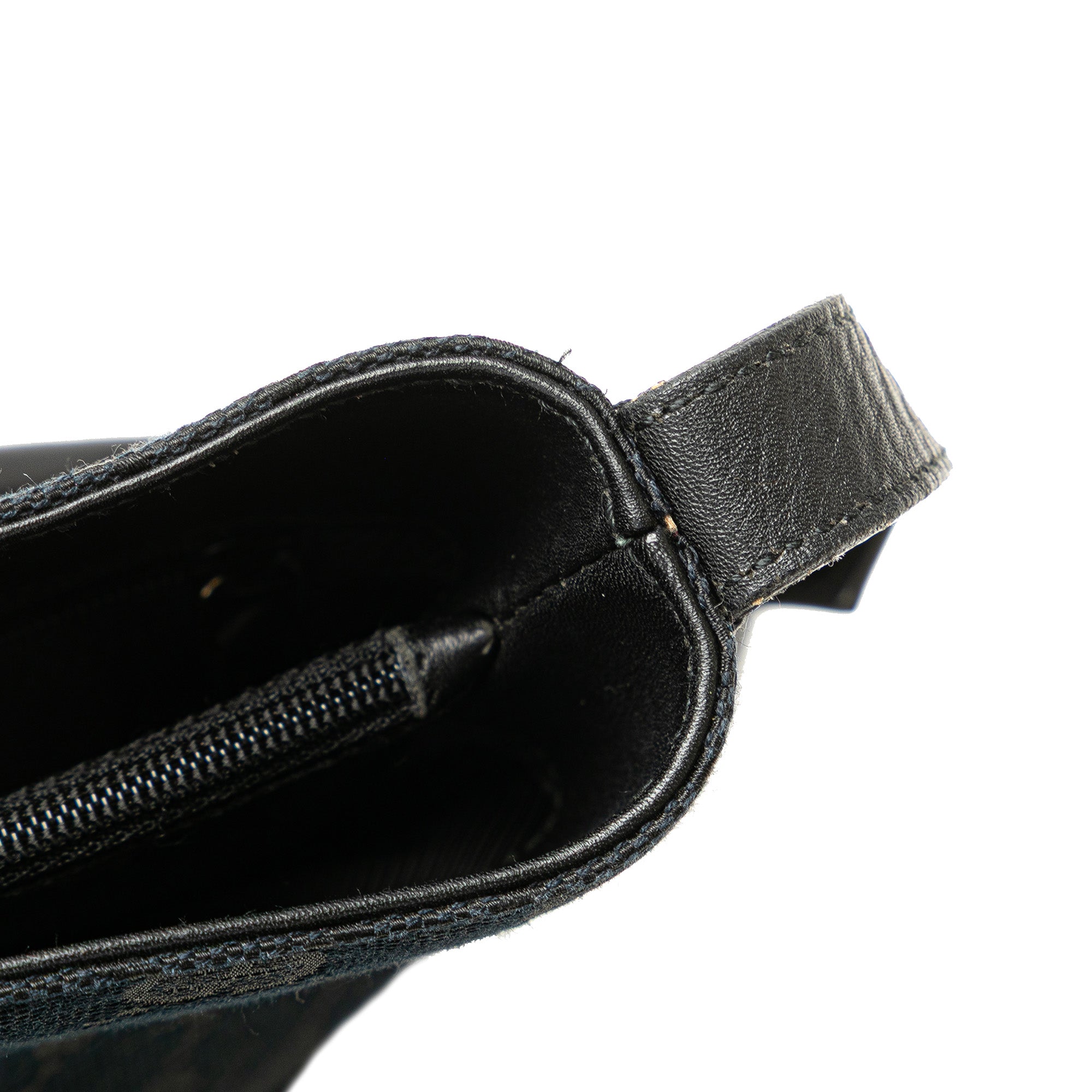 Gucci | Pre-Owned GG Canvas Shoulder Bag | Blue/Navy