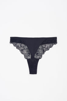 Daphne Thong | Black