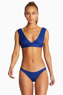 Magnolia V-Neck | Sapphire Blue EcoLux
