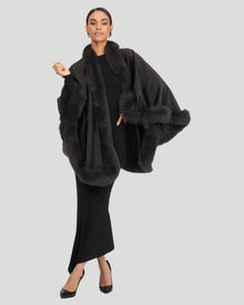 Cashmere Capelet With Fox Trim | Anthracite