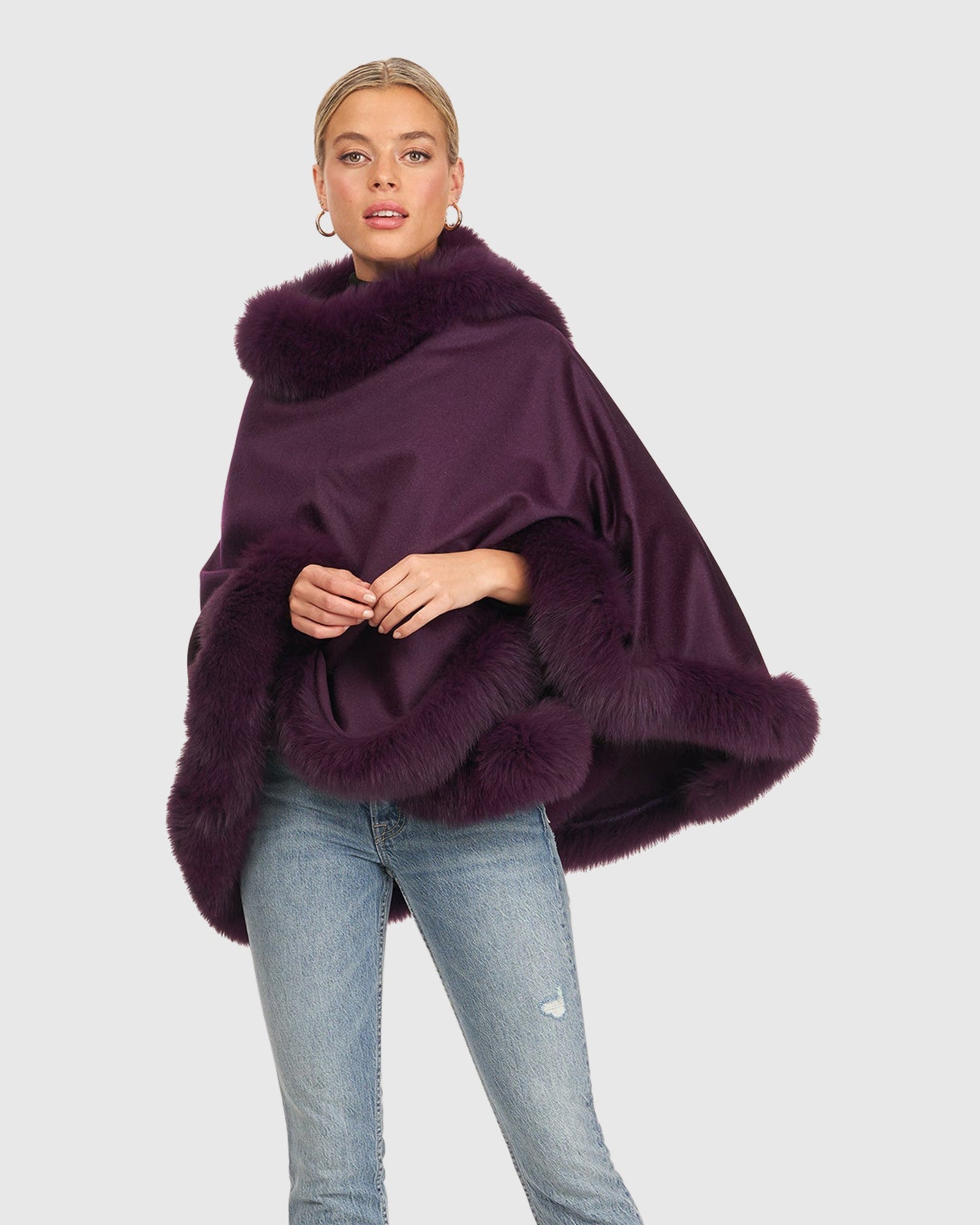 Cashmere Capelet With Fox Trim | Dark Purple