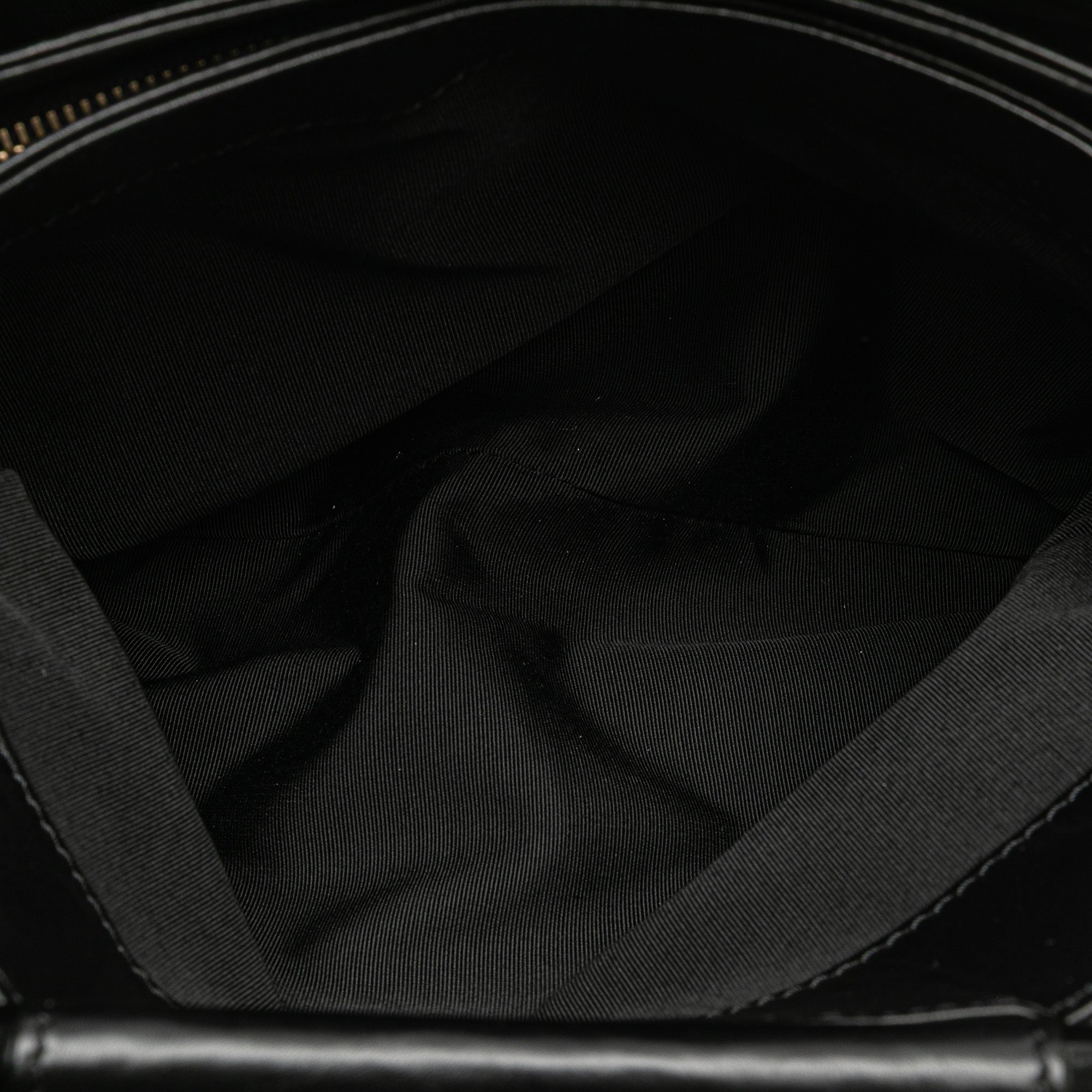 Chanel | Pre-Owned CC Lambskin Tortoise Handle Tote | Black