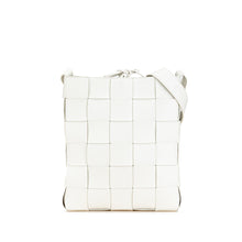 Bottega Veneta | Pre-Owned Nappa Intrecciato Cassette Messenger | White