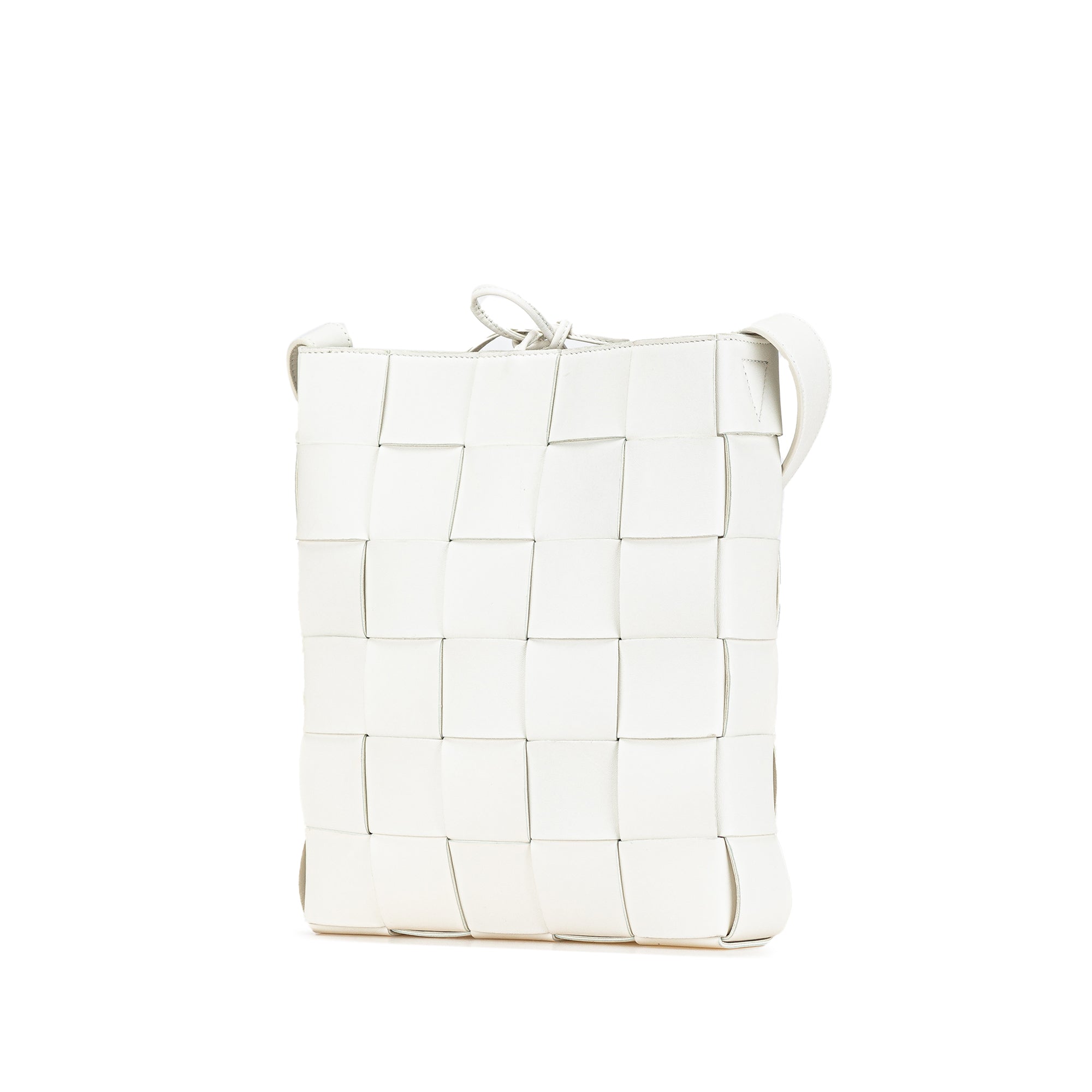 Bottega Veneta | Pre-Owned Nappa Intrecciato Cassette Messenger | White