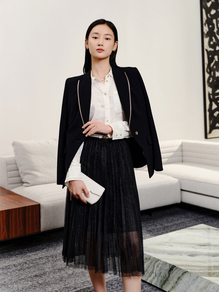 Small-Collar Straight-Cut Satin Shirt | White