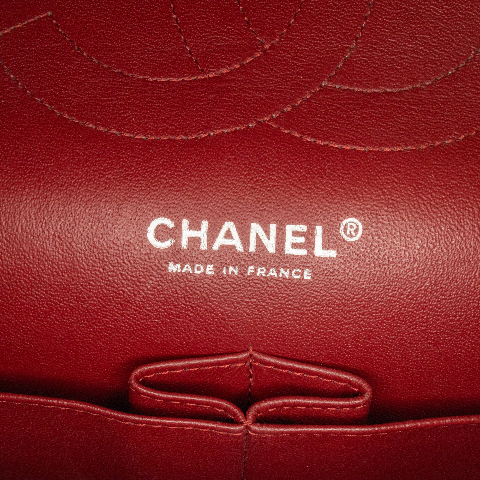 Chanel | Pre-Owned Jumbo Classic Lambskin Double Flap - III | Red