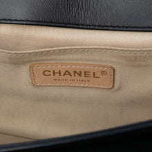 Chanel | Pre-Owned Old Medium Quilted Lambskin Chain Boy Flap | Black