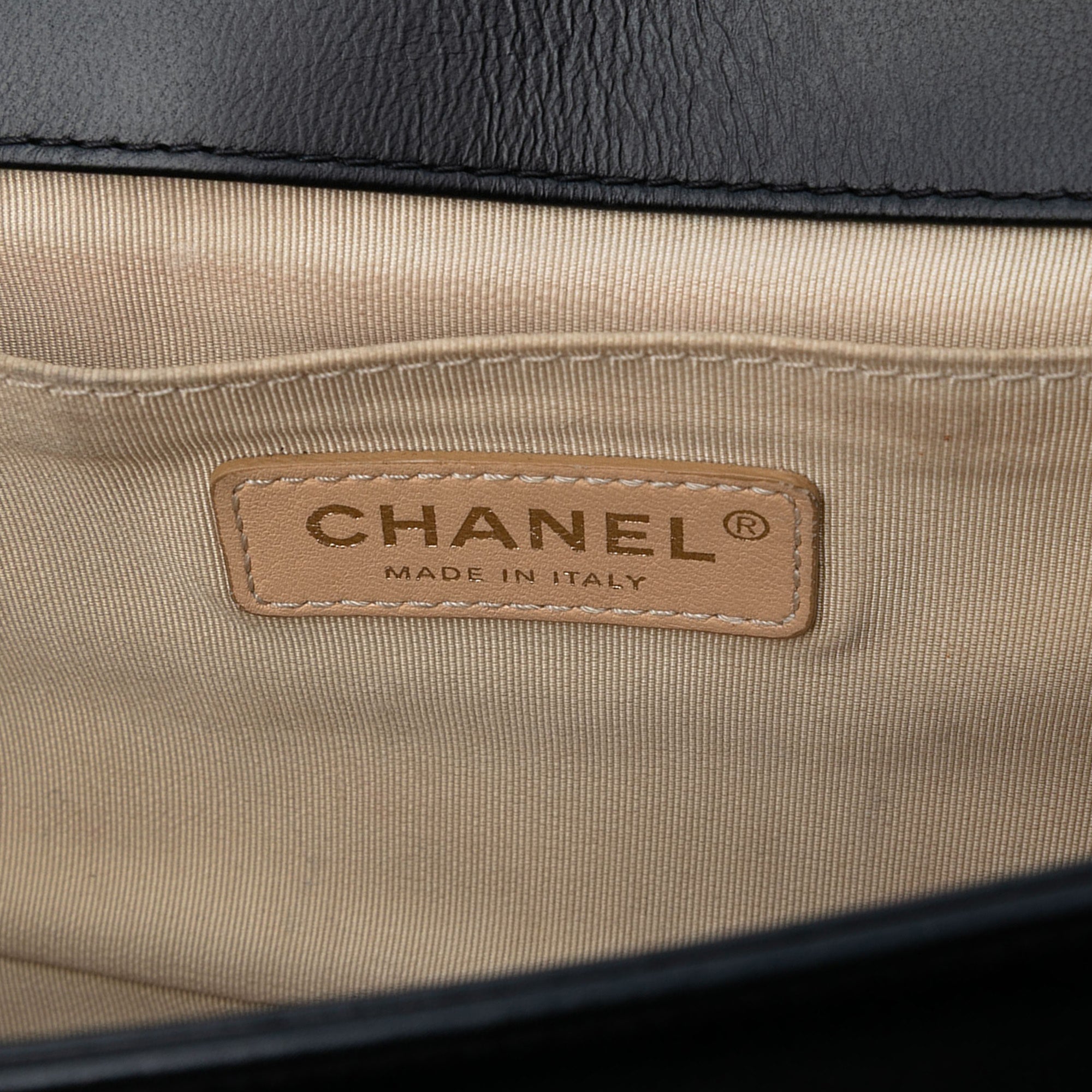 Chanel | Pre-Owned Old Medium Quilted Lambskin Chain Boy Flap | Black