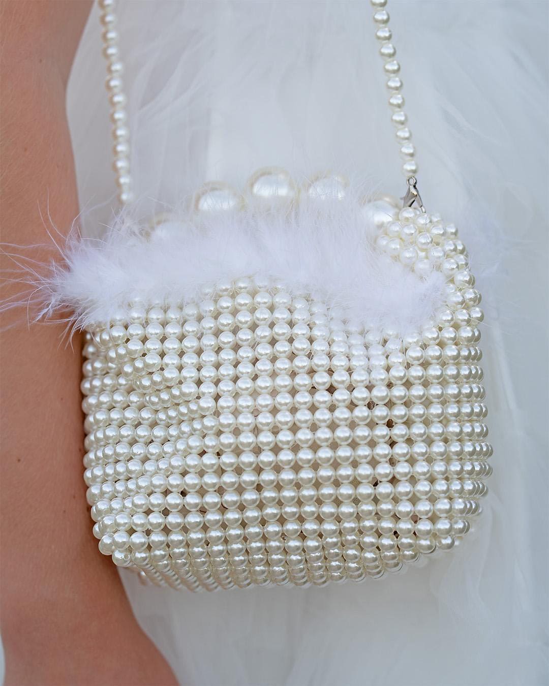Girl | Pearl Handle Pouch Bag | White