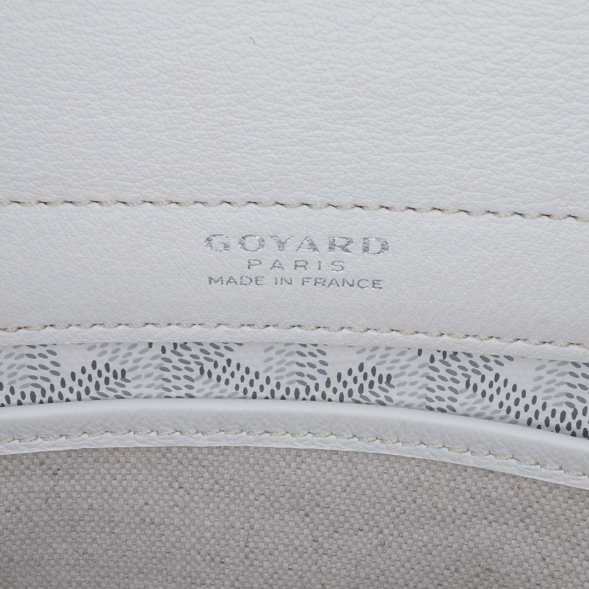 Goyard | Pre-Owned Goyardine Rouette PM | White