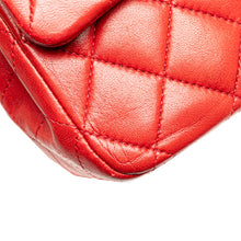 Chanel | Pre-Owned Medium Classic Lambskin Double Flap - I | Red