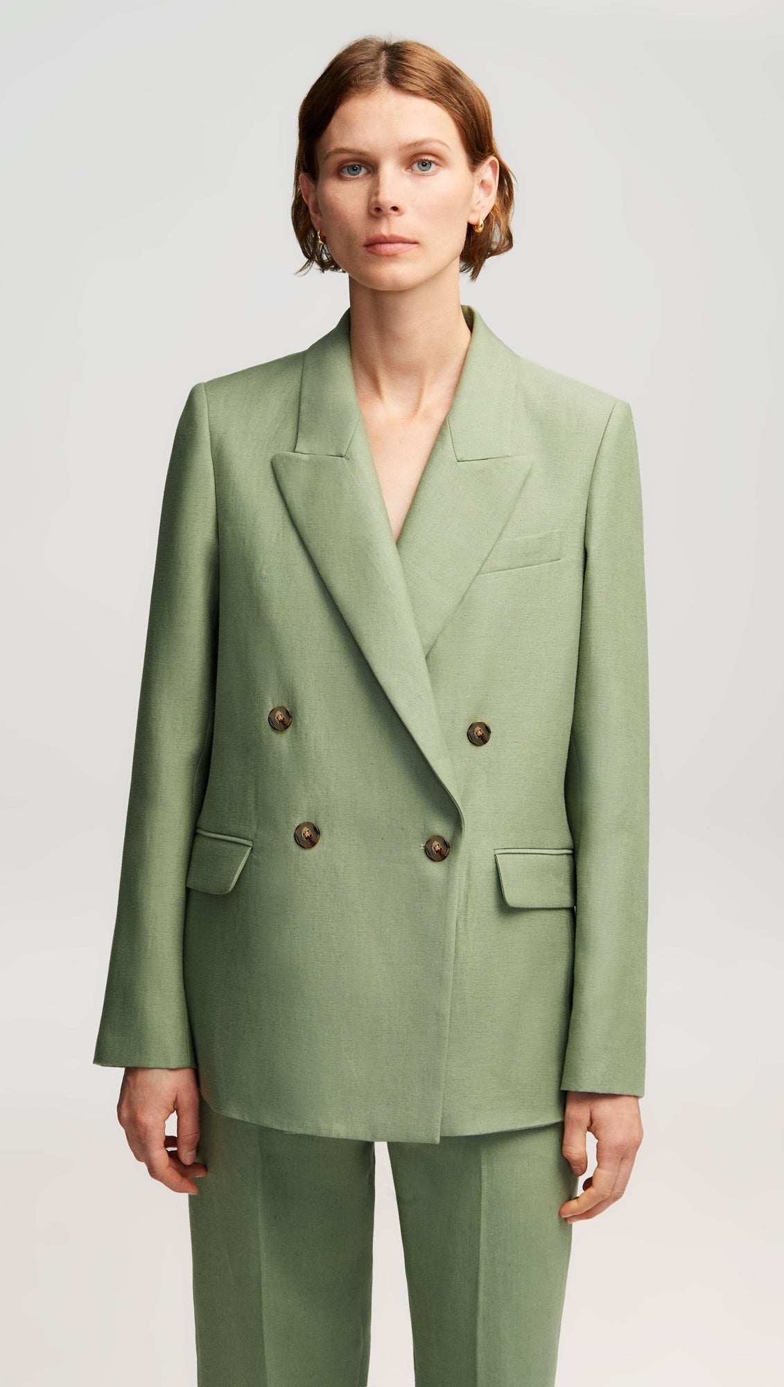 Peak Lapel Blazer in Linen | Sage