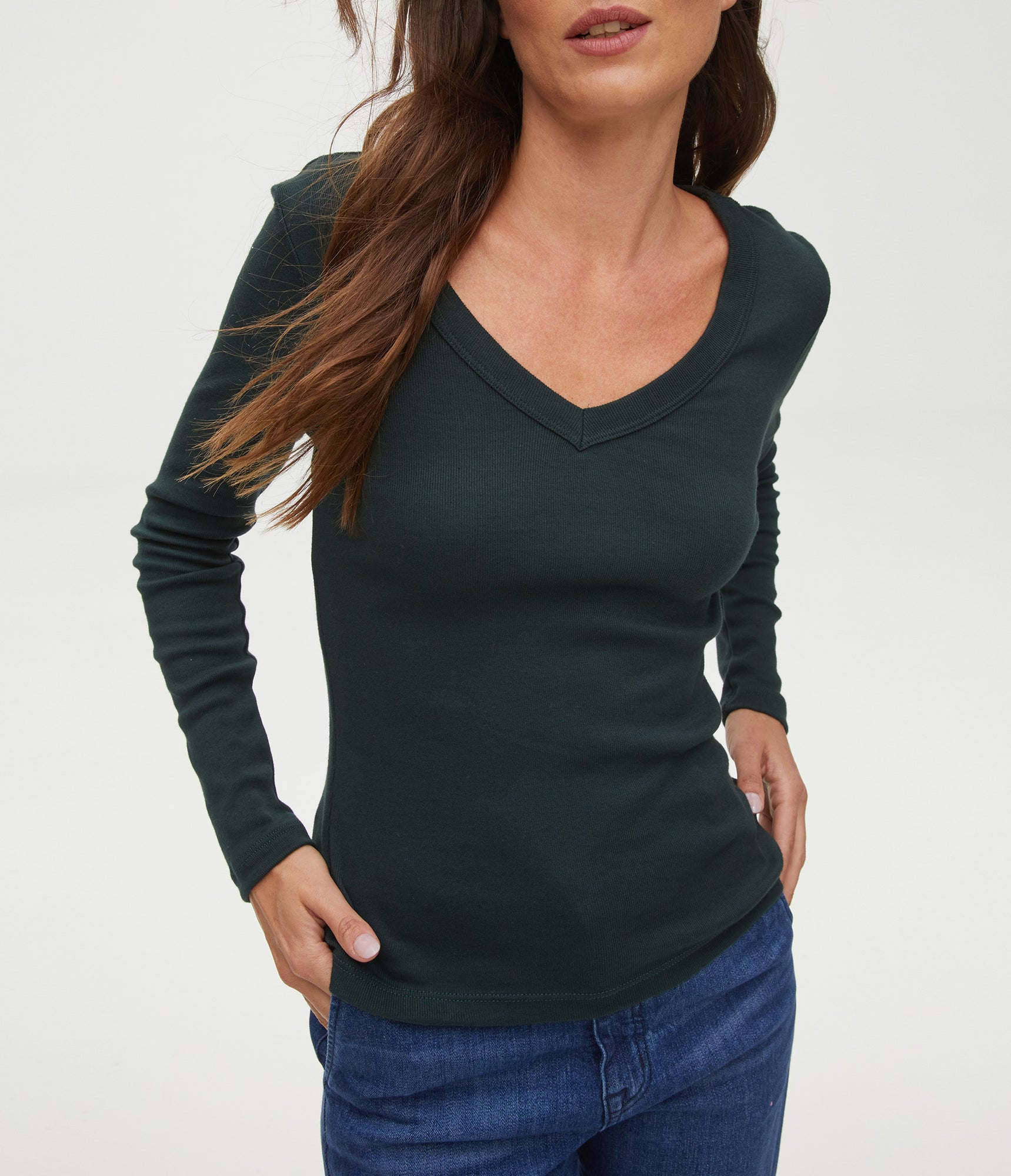 Layla V-Neck Tee | Bloom