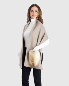 Wool Stole With Golden Island Fox Pockets | Taupe