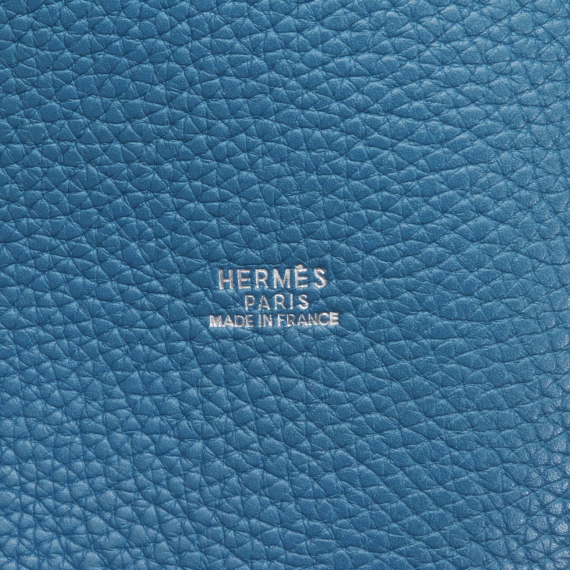 Hermes | Pre-Owned Clemence Mangeoire Bucket PM | Blue