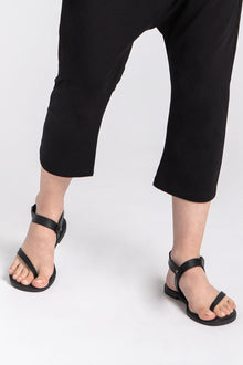 Essie Sandals | Black