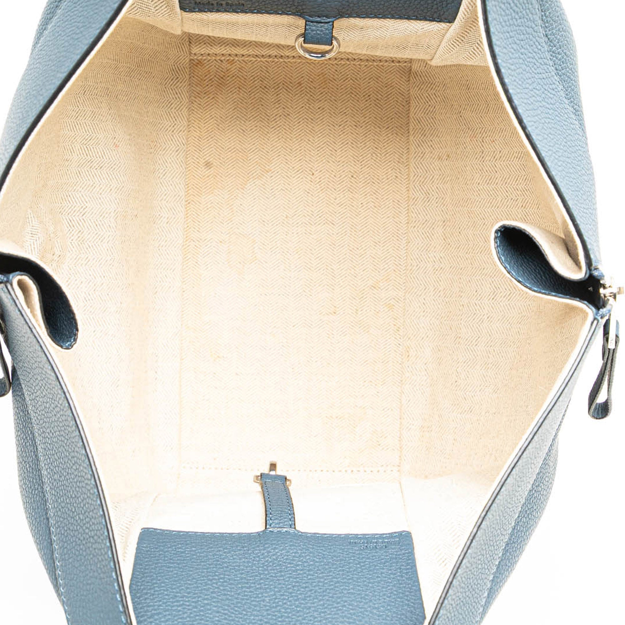 Loewe | Pre-Owned Small Leather Hammock Bag | Blue