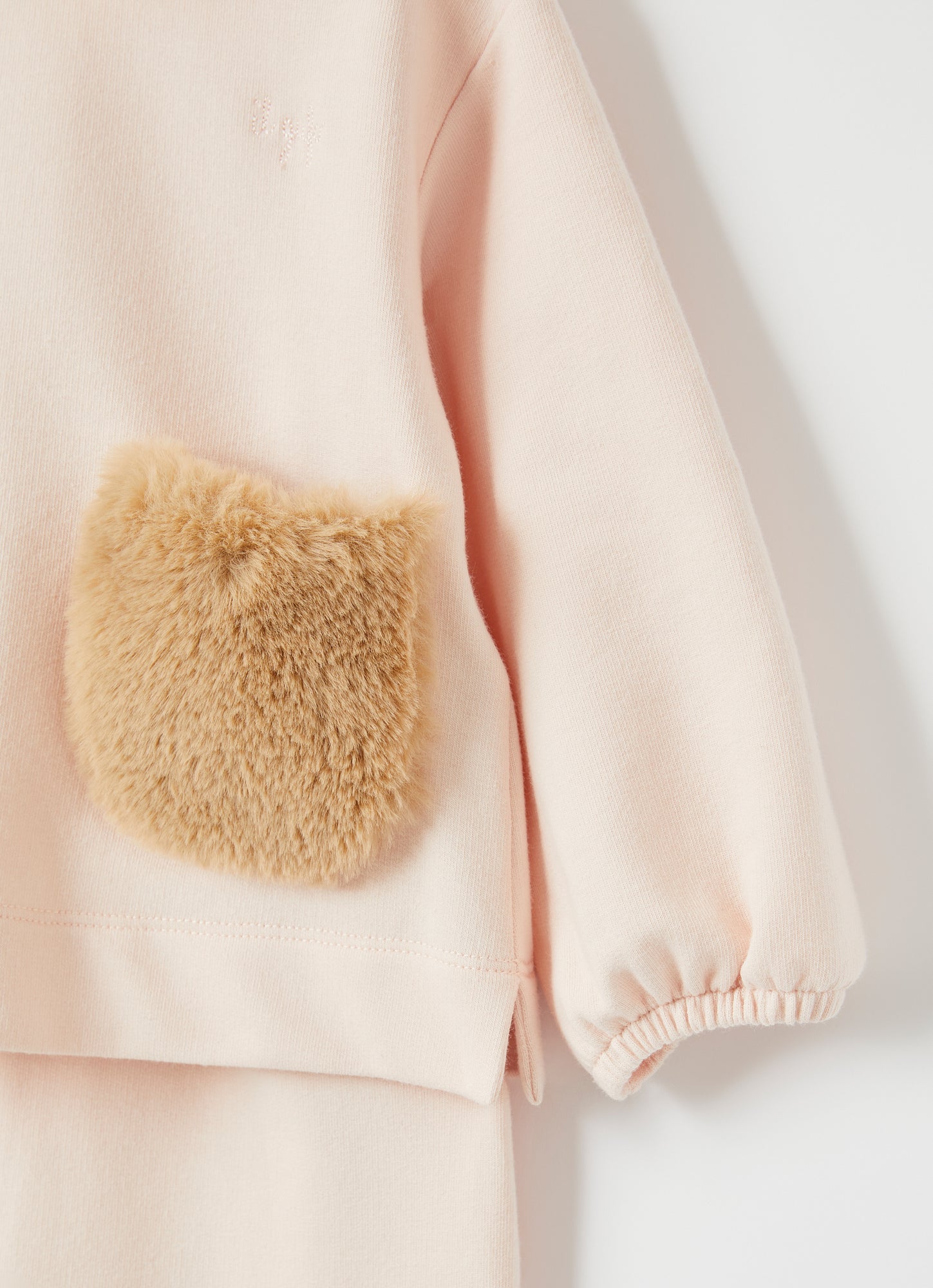 Outfit with Faux Fur Inserts | Rosa/Nocciola