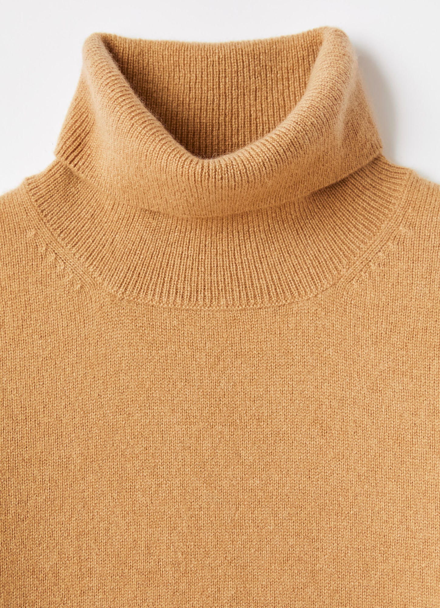 Cashmere Turtleneck Sweater | Beaver Brown