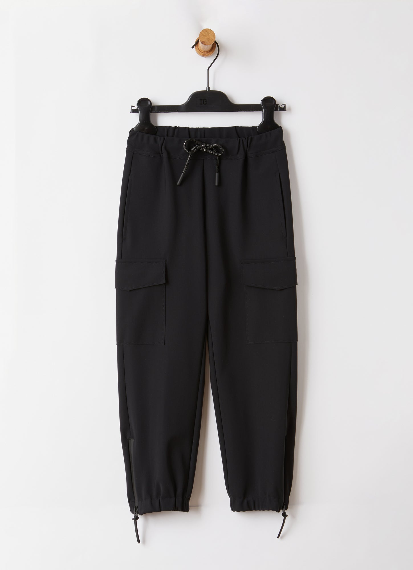 Sensitive Fabrics Cargo Trousers | Black