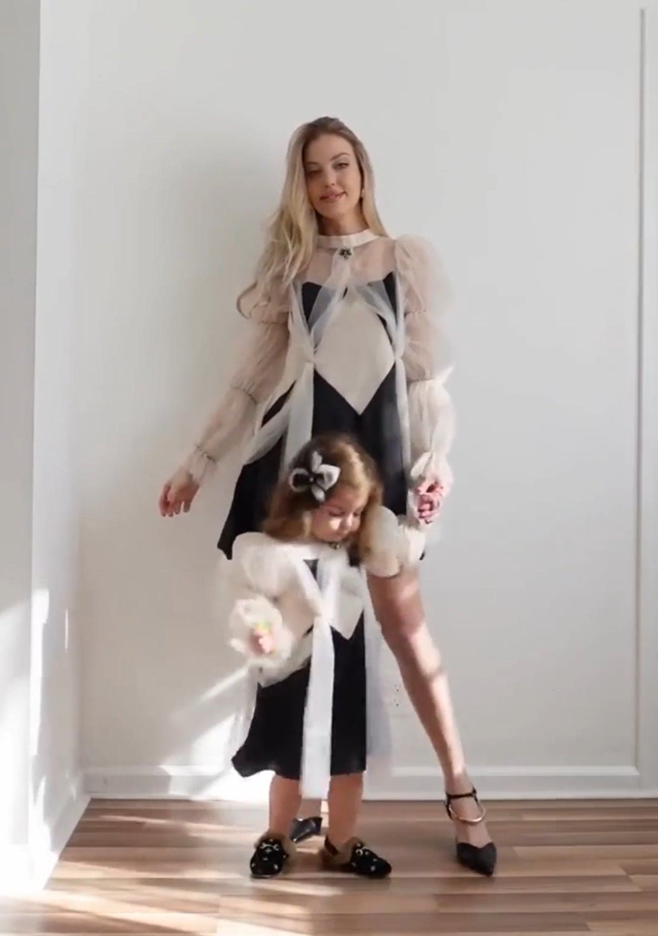 Women | The Paris Mom Dress | White x Black