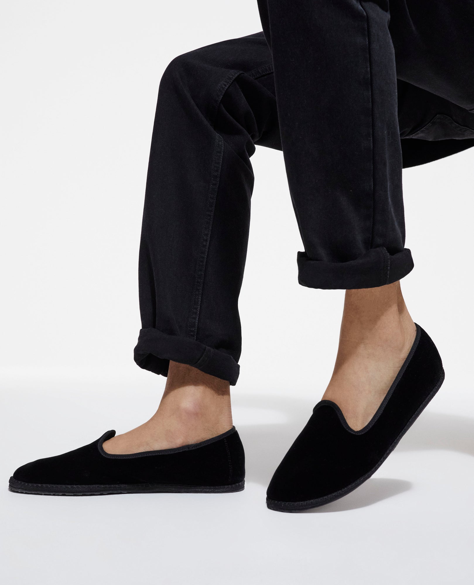 Leather Slippers | Women | Black