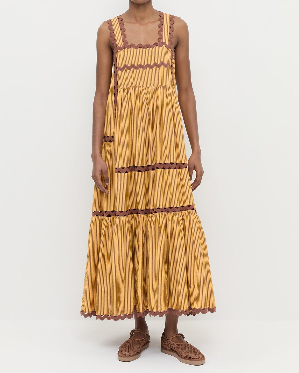 Color: Brown/Yellow Stripe