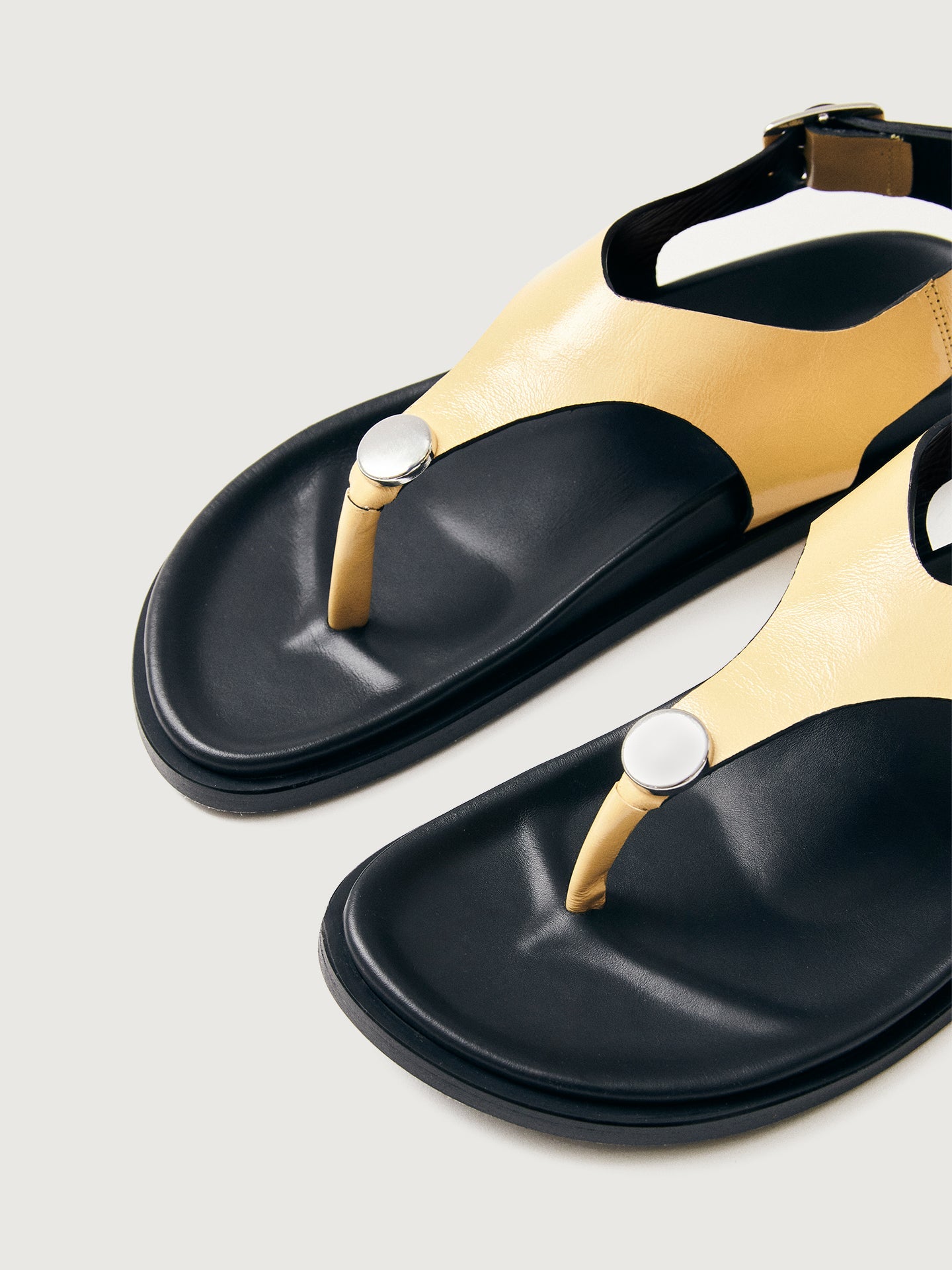 Harbor Sandal | Onix Vanilla